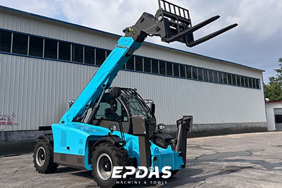 樹木剪定用伸縮ハンドラー